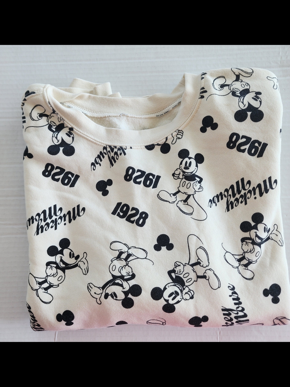 Disney Mickey Mouse 1928 All Over Print Fleece Sweatshirt Size L